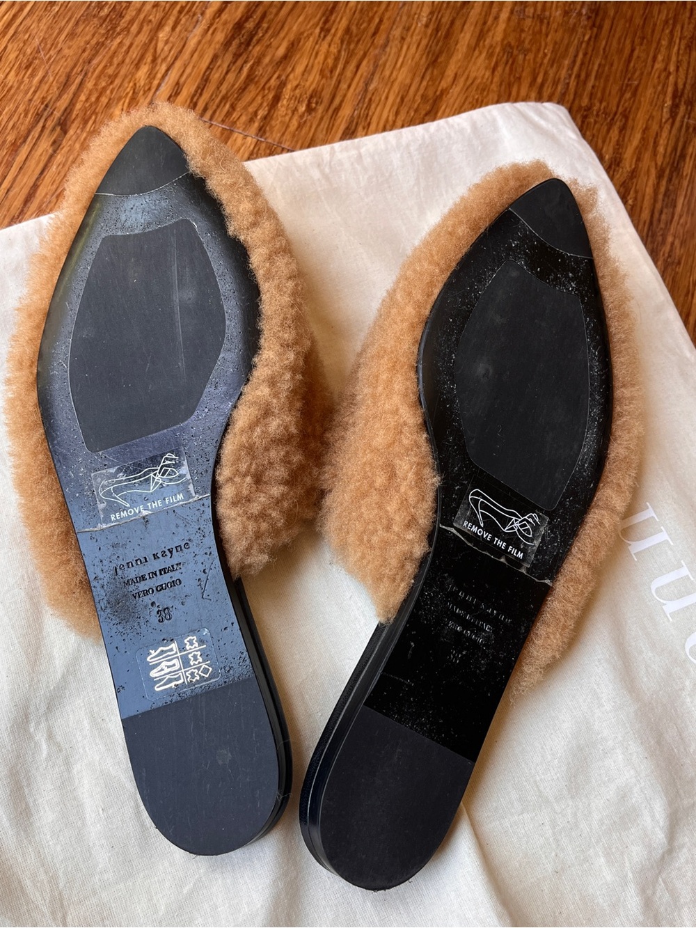 Jenni Kayne Plush Shearling Slide Mules in Camel Brown and Black - Picture 9 of 11